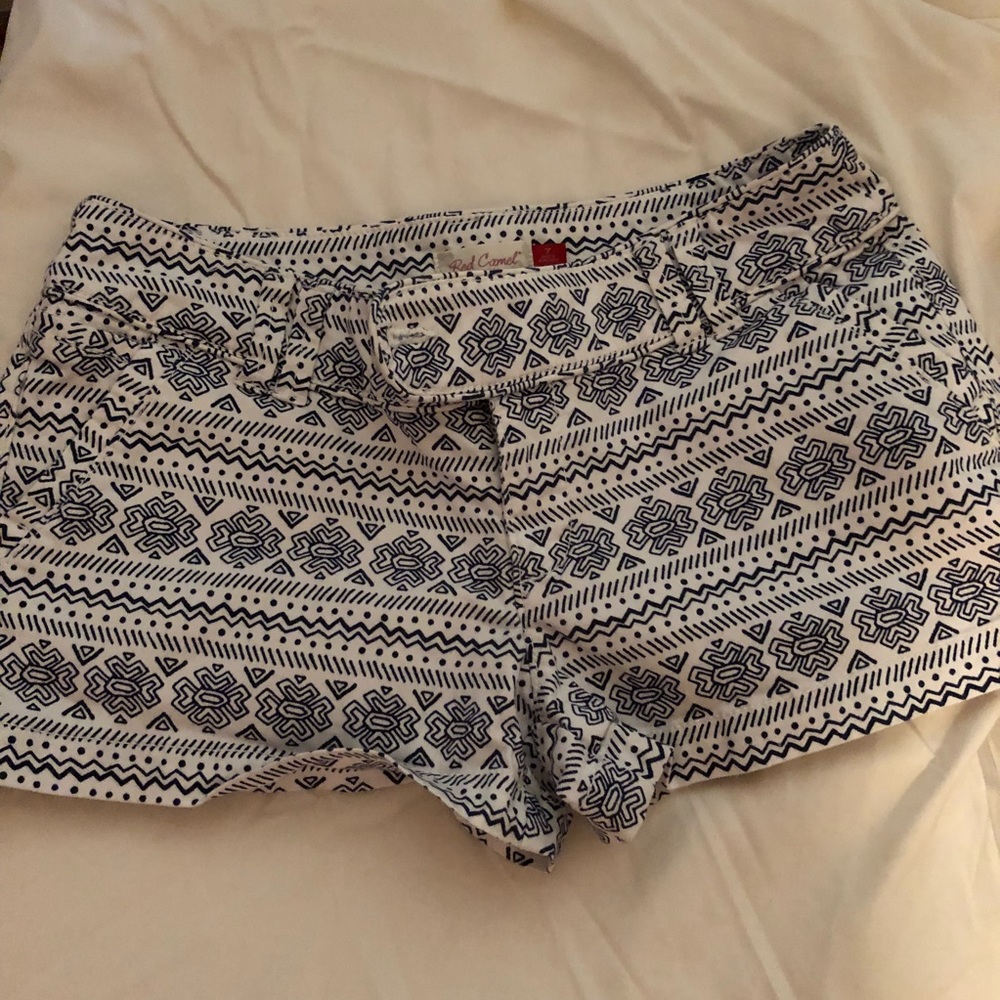 Navy and white patterned red camel shorts